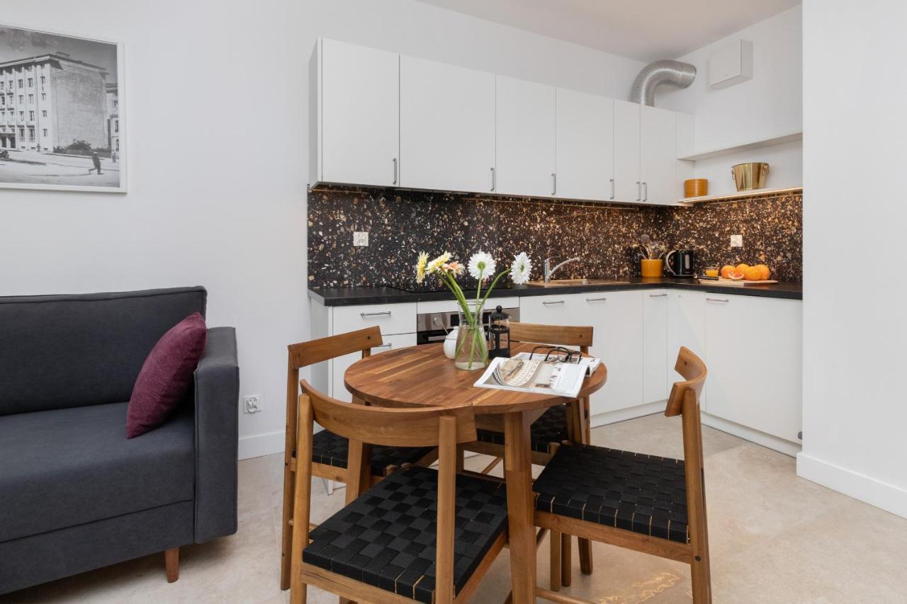 Plac Unii Apartment Gdynia City Centre By Noclegi Renters Exterior foto