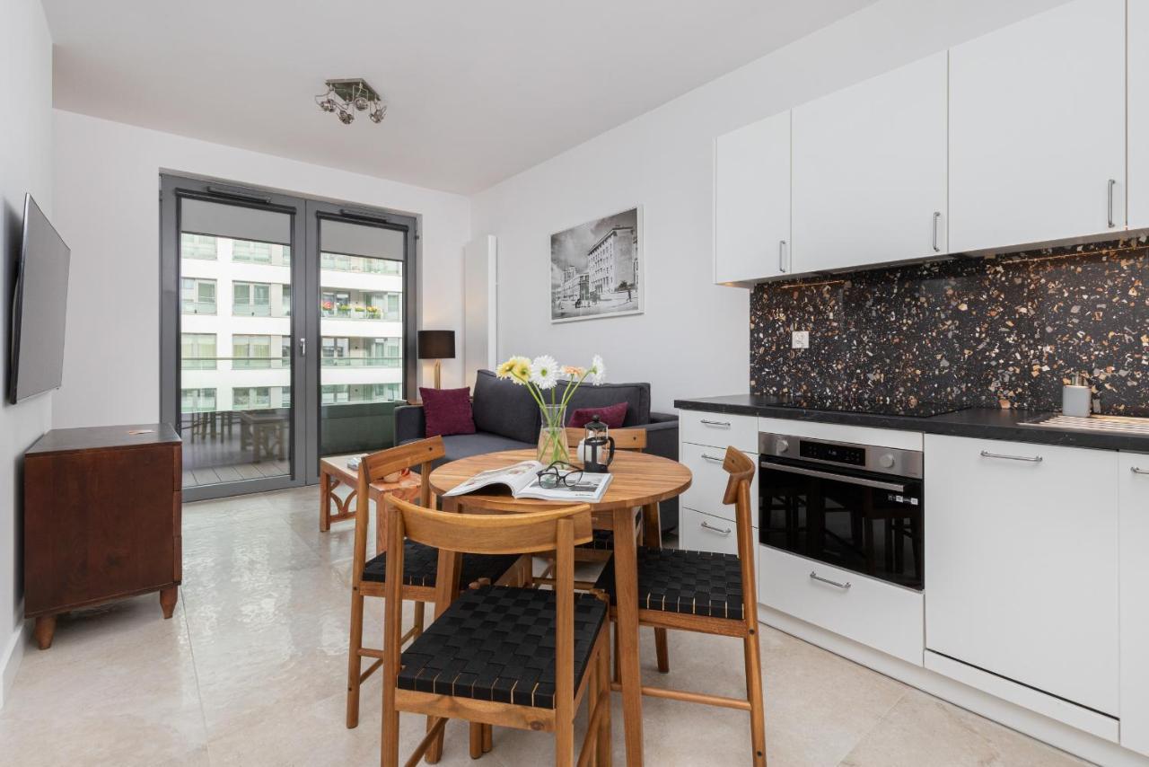 Plac Unii Apartment Gdynia City Centre By Noclegi Renters Exterior foto